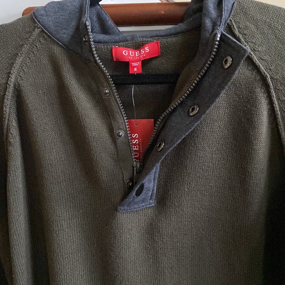 NWT Guess 🔥 3/4 Zip Up Hoodie Sweater Sz M - Picture 8 of 10